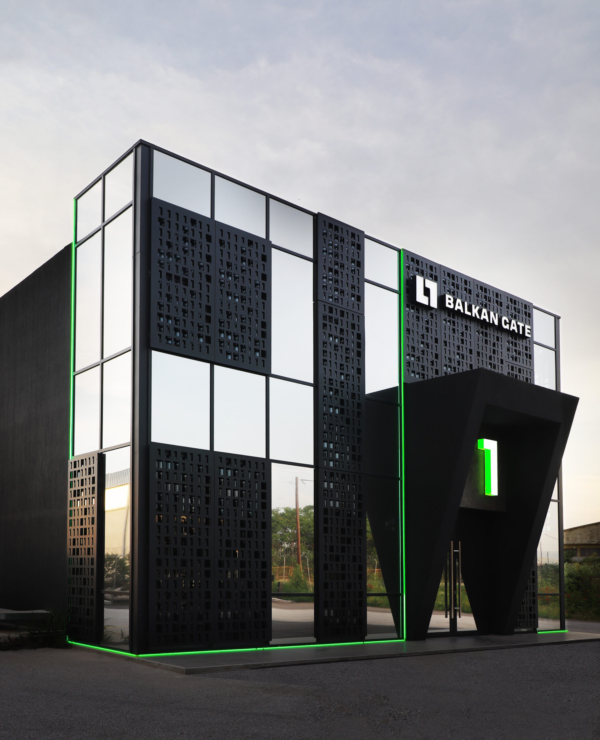 Exterior view of the Balkan Gate Thessaloniki Data Center building.